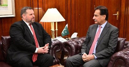 Islamabad 18.06.2026:Ambassador of Romania Mr. Dan Stoenescu called on Speaker National Assembly Sardar Ayaz Sadiq at Parliament House
